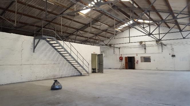 To Let commercial Property for Rent in Paarden Eiland Western Cape